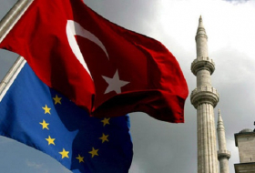 Attentats d`Ankara: l`EI suspect n°1, selon le premier ministre turc