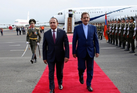Le vice-président iranien en visite à Erevan