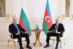   Le président Ilham Aliyev s’entretient en tête-à-tête avec son homologue bulgare Roumen Radev  