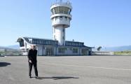  Ilham Aliyev a visité l'aéroport de Khodjaly 
