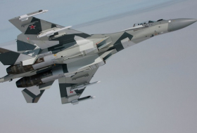 L`achat des chasseurs multirôles russes de type Sukhoï Su-30 est à l`odre du jour de l`Iran
