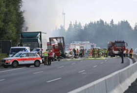 Accident en Allemagne: onze corps déjà retrouvés dans le car