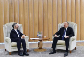 Rencontre du président azerbaïdjanais avec le vice-ministre italien du Développement économique