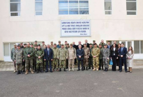 Les attachés de défense accrédités en Azerbaïdjan visitent des usines du Ministère de l’Industrie de défense