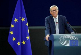 Juncker appelle à respecter le gouvernement italien