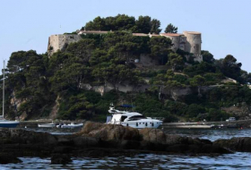 France: enquête ouverte sur le survol d'une résidence présidentielle par un drone