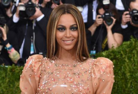 Beyoncé veut que les formes généreuses soient mieux acceptées