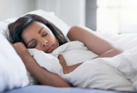 Les médecins désignent la position de sommeil la plus nuisible pour la santé