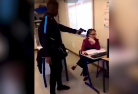 France: Un lycéen arrêté après avoir braqué sa professeure
