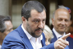 Matteo Salvini envoie la police à la frontière contre les migrants refoulés par la France
