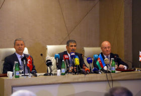  Les ministres de la défense azerbaïdjanais, géorgien et turc se sont réunis à Gabala - Mise à jour | PHOTOS