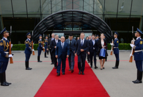  La visite du président de Donald Tusk en Azerbaïdjan touche à sa fin 