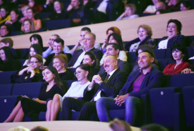   Le président Ilham Aliyev et la première dame Mehriban Aliyeva ont assisté au spectacle de Maxime Galkine  