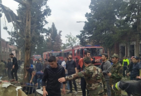   Ministère des Situations d'urgence:   Deux personnes sauvées des décombres à Gandja    