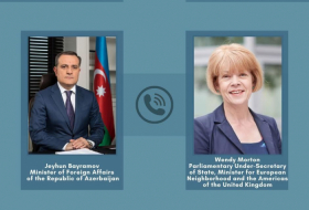  Le MAE d'Azerbaïdjan s'est entretenu au téléphone avec une ministre britannique 