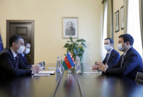 L’ambassadeur d’Azerbaïdjan en Géorgie rencontre le président du parlement géorgien