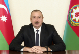  Le journal russe Vedomosti nomme le président azerbaïdjanais Ilham Aliyev «Politicien de l'année» 