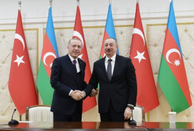 Ilham Aliyev s'est entretenu avec Erdogan au téléphone - Mise à Jour