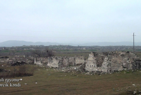  Le ministère azerbaïdjanais de la Défense diffuse une  vidéo du village de Chékerdjik