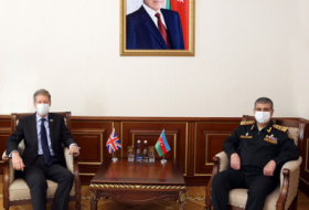  L'Azerbaïdjan et le Royaume-Uni discutent du développement de la coopération en matière de défense 