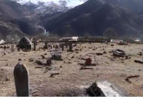   Un appel à la prière retentit au cimetière de Kelbedjer après 27 ans -   VIDEO    