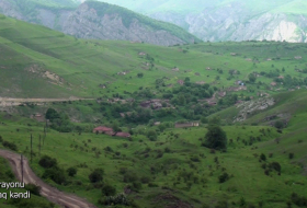   Le ministère de la Défense diffuse une   vidéo   du village d’Aghboulag de la région de Latchine  