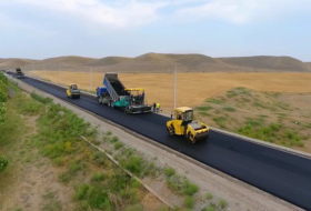  L'Azerbaïdjan commence l'asphaltage de la « Route de la Victoire » vers Choucha - VIDEO