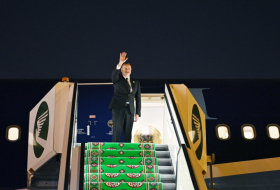   Le président Aliyev termine sa visite au Turkménistan  