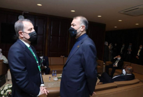   Le chef de la diplomatie azerbaïdjanaise invite son homologue iranien à se rendre en Azerbaïdjan  