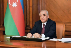   Ali Assadov s’entretient au téléphone avec le nouveau Premier ministre du Kazakhstan  