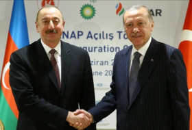  Le président azerbaïdjanais Ilham Aliyev a envoyé une lettre à son homologue turc 