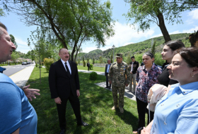   Aliyev rencontre les habitants du village de Sous et participe à l’inauguration de deux sous-stations électriques à Latchine  