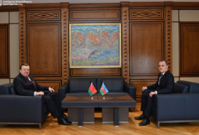   Les ministres des Affaires étrangères azerbaïdjanais et biélorusse s'entretiennent à Bakou  
