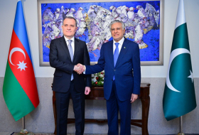  Les ministres des Affaires étrangères azerbaïdjanais et pakistanais se rencontrent à Islamabad  