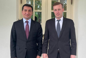   L'Azerbaïdjan et les États-Unis discutent de la coopération et de la paix régionale  
