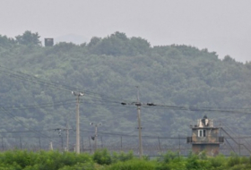 La Corée du Nord construit des routes et des murs dans la zone démilitarisée, selon l'agence sud-coréenne
