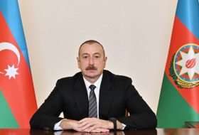   Ilham Aliyev a reçu le ministre émirati de l’Industrie et des Technologies avancées  