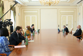  Le président Aliyev reçoit la directrice générale de l'Organisation mondiale du commerce 