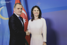  Le ministre azerbaïdjanais des Affaires étrangères informe son homologue allemand du processus de paix avec l'Arménie 