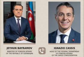  Le chef de la diplomatie azerbaïdjanaise s'est entretenu par téléphone avec son homologue suisse 