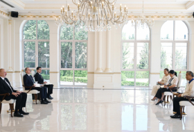  Le président Ilham Aliyev reçoit les lettres de créance de nouveaux ambassadeurs 