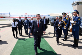 Le vice-président turc Cevdet Yilmaz termine sa visite en Azerbaïdjan