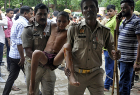 Inde : Au moins 116 morts dans une bousculade lors d'un rassemblement religieux