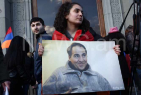 Un sit-in dans la capitale arménienne contre le gouvernement de Serge Sarkissian