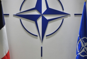 La France revient définitivement dans le giron de l`OTAN