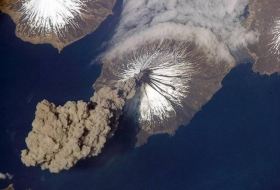 L'éruption d'un volcan vue depuis l'espace - VIDEO