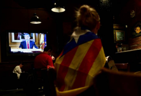 Le roi accuse les dirigeants catalans de menacer la stabilité de l'Espagne