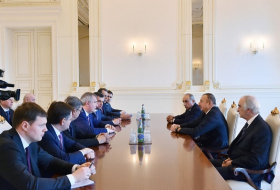 Le président azerbaïdjanais rencontre une délégation menée par le vice-Premier ministre russe