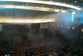 URGENT Un député lance une nouvelle grenade lacrymogène dans le parlement du Kosovo