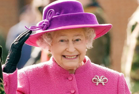 La reine Elizabeth, la monarque britannique ayant régné le plus longtemps